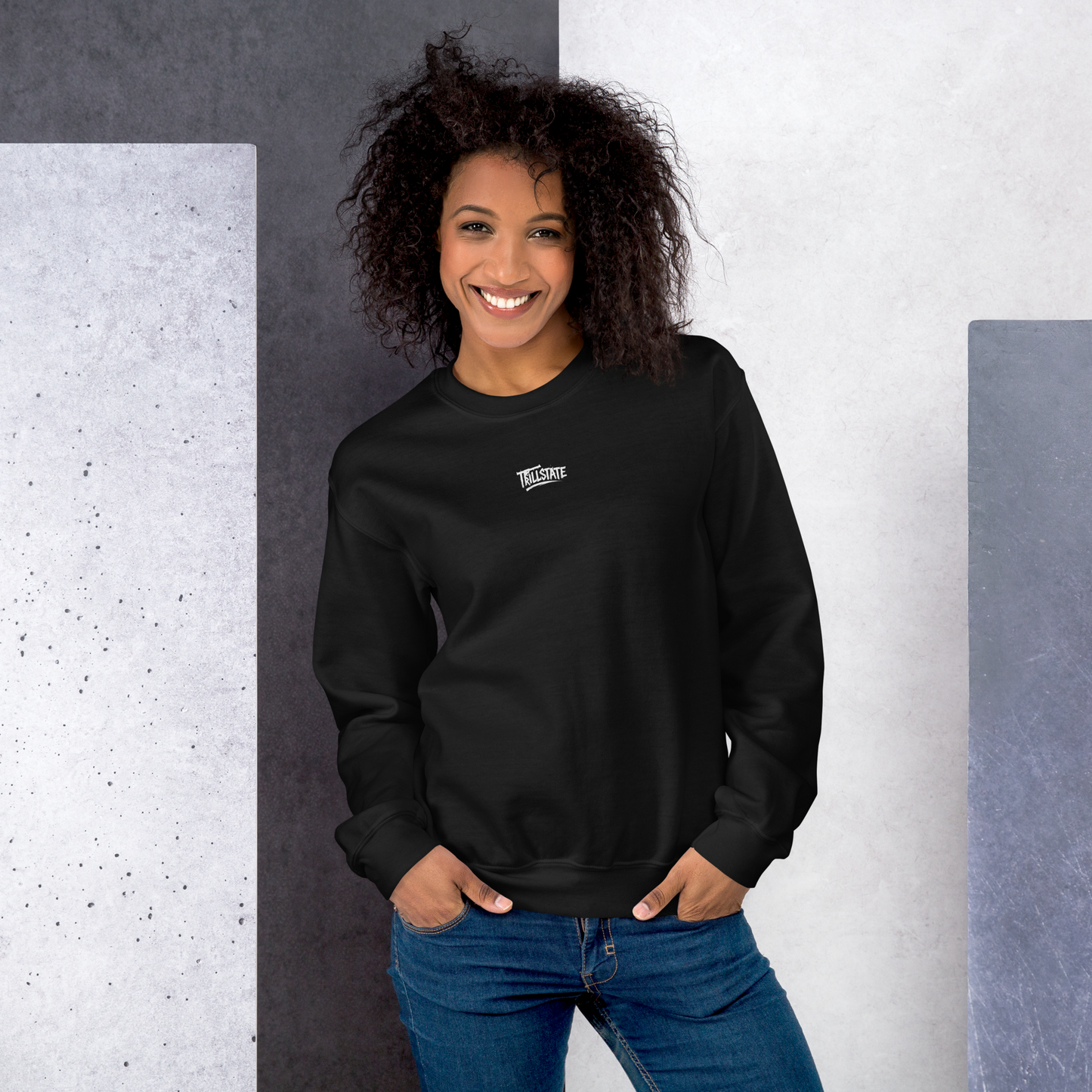 Czarna bluza typu sweatshirt